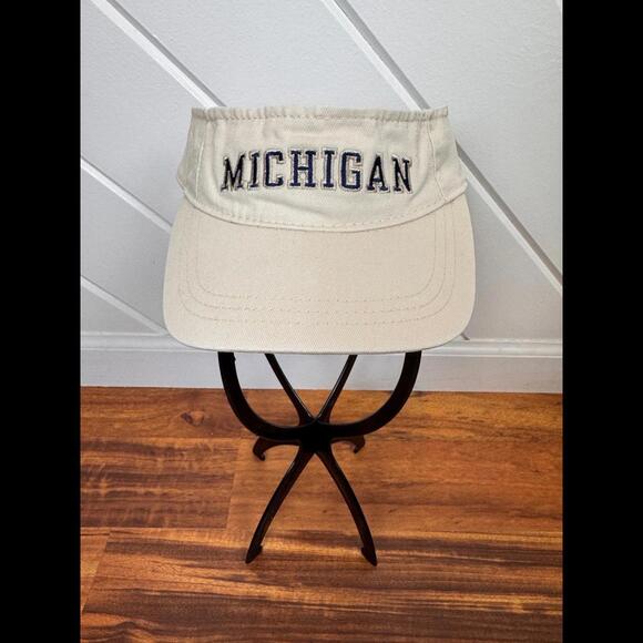 VTG Michigan Visor - Picture 1 of 7